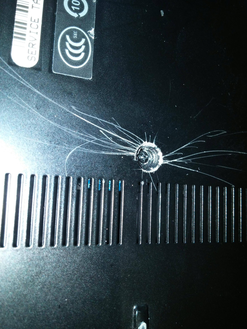 Illustration for article titled Removed the stripped screw.